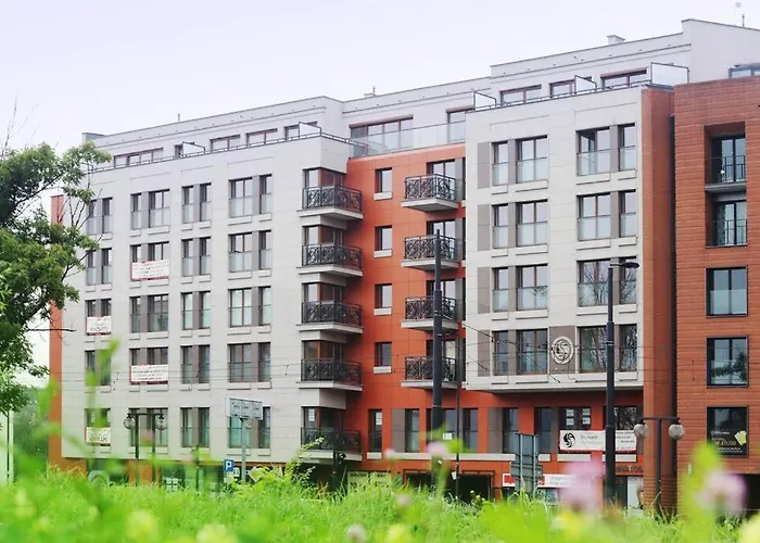 Ekskluzywny Apartament w centrum z balkonem i parkingiem